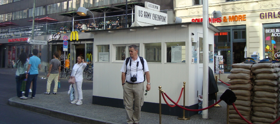Checkpoint Charlie Berlin